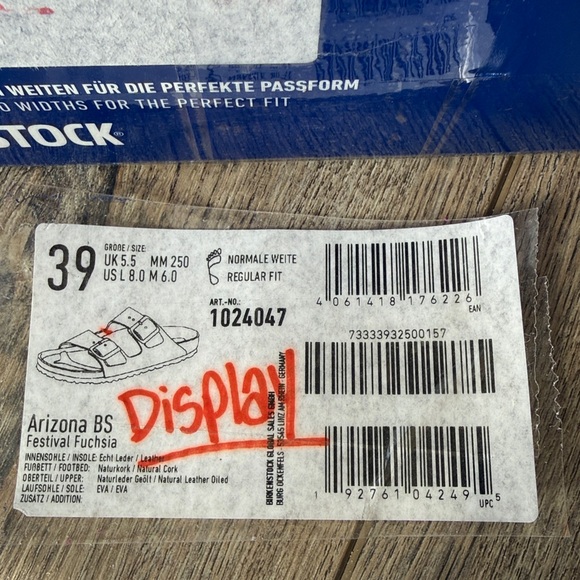 Birkenstock Arizona BS Oiled Leather in Color
Festival Fuchsia EU 39 NWT Sample - Picture 13 of 16